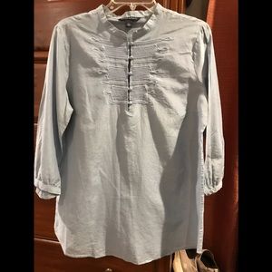 Banana Republic Large light blue top